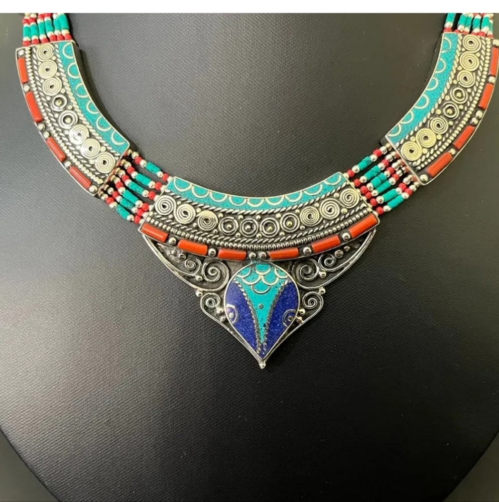 Tibetan Style Collar Necklace - Picture 2 of 3